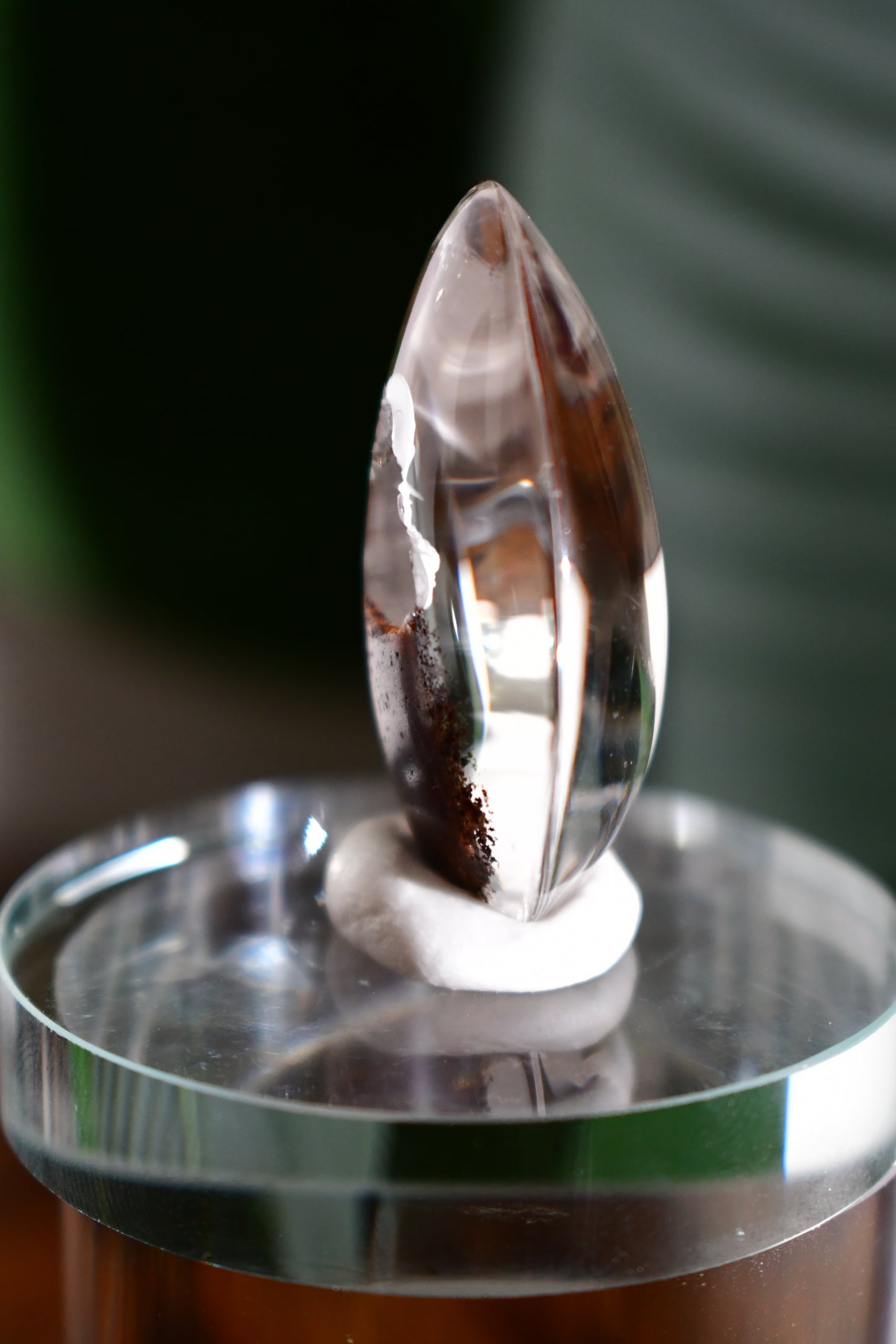 “Buddha” High-Quality Lodalite Quartz Etched Carvings