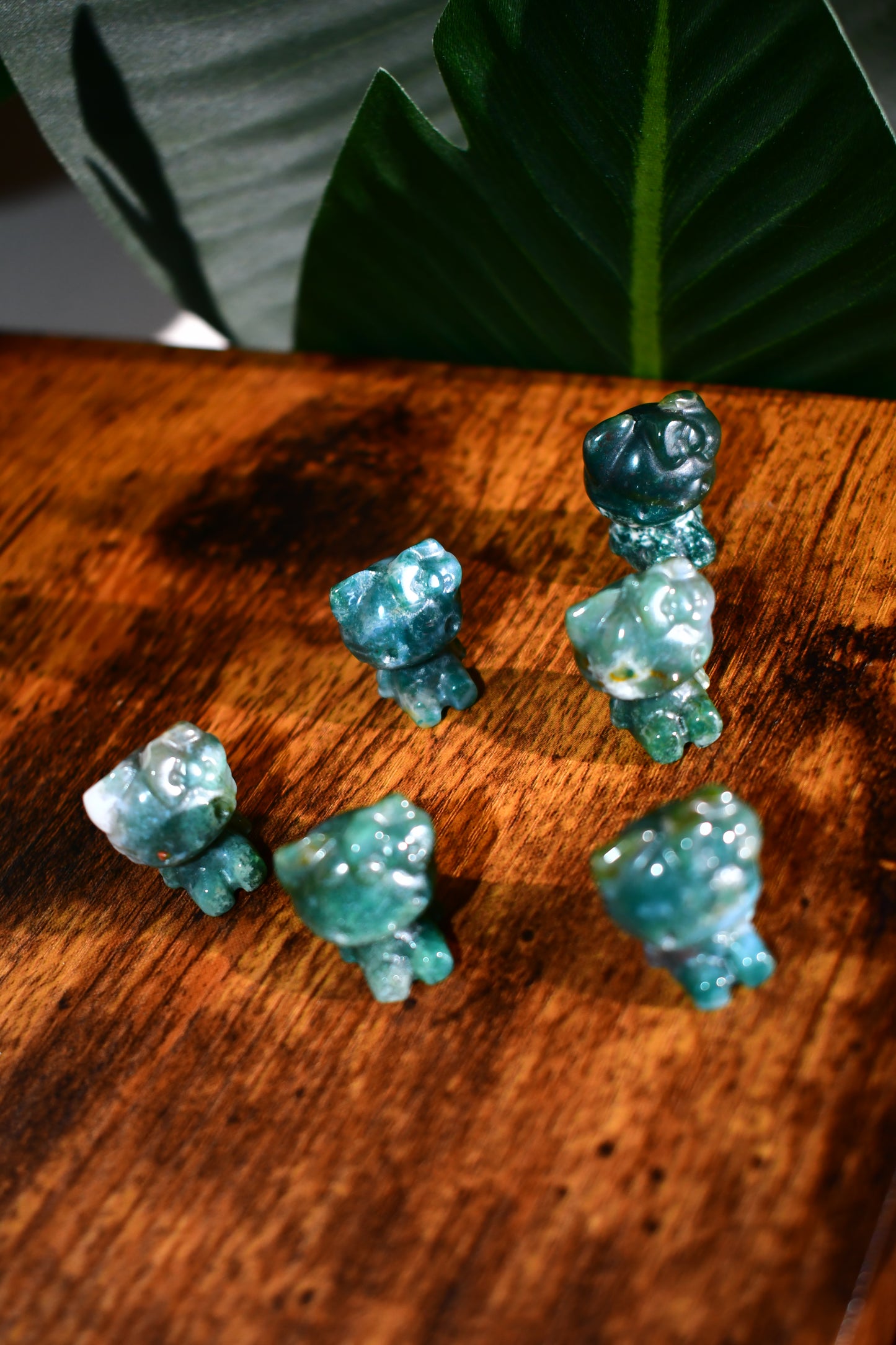 Mini Moss Agate Hello Kitty Carvings