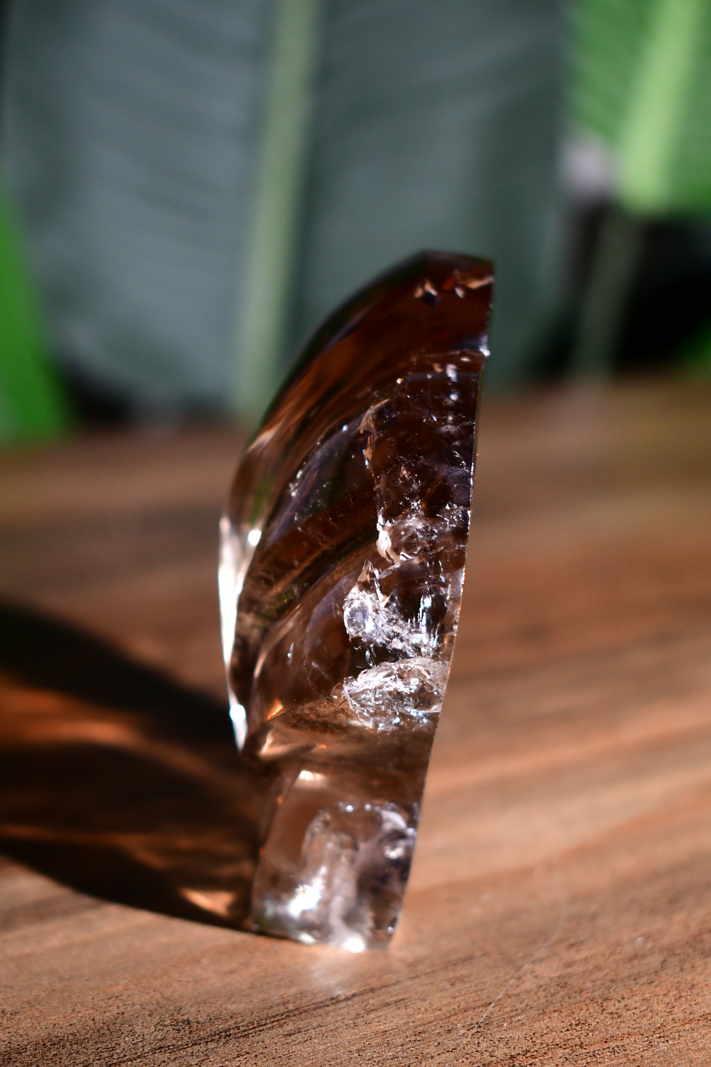 Smoky Quartz Self Standing Sunrise Seashell 01