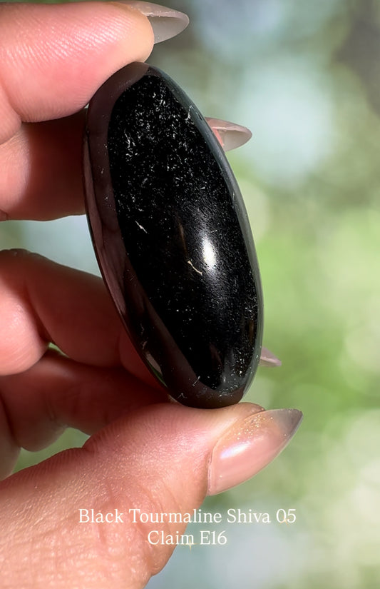 @risingspiritcrystals