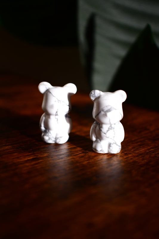 Mini Howlite Teddy Bear Carvings